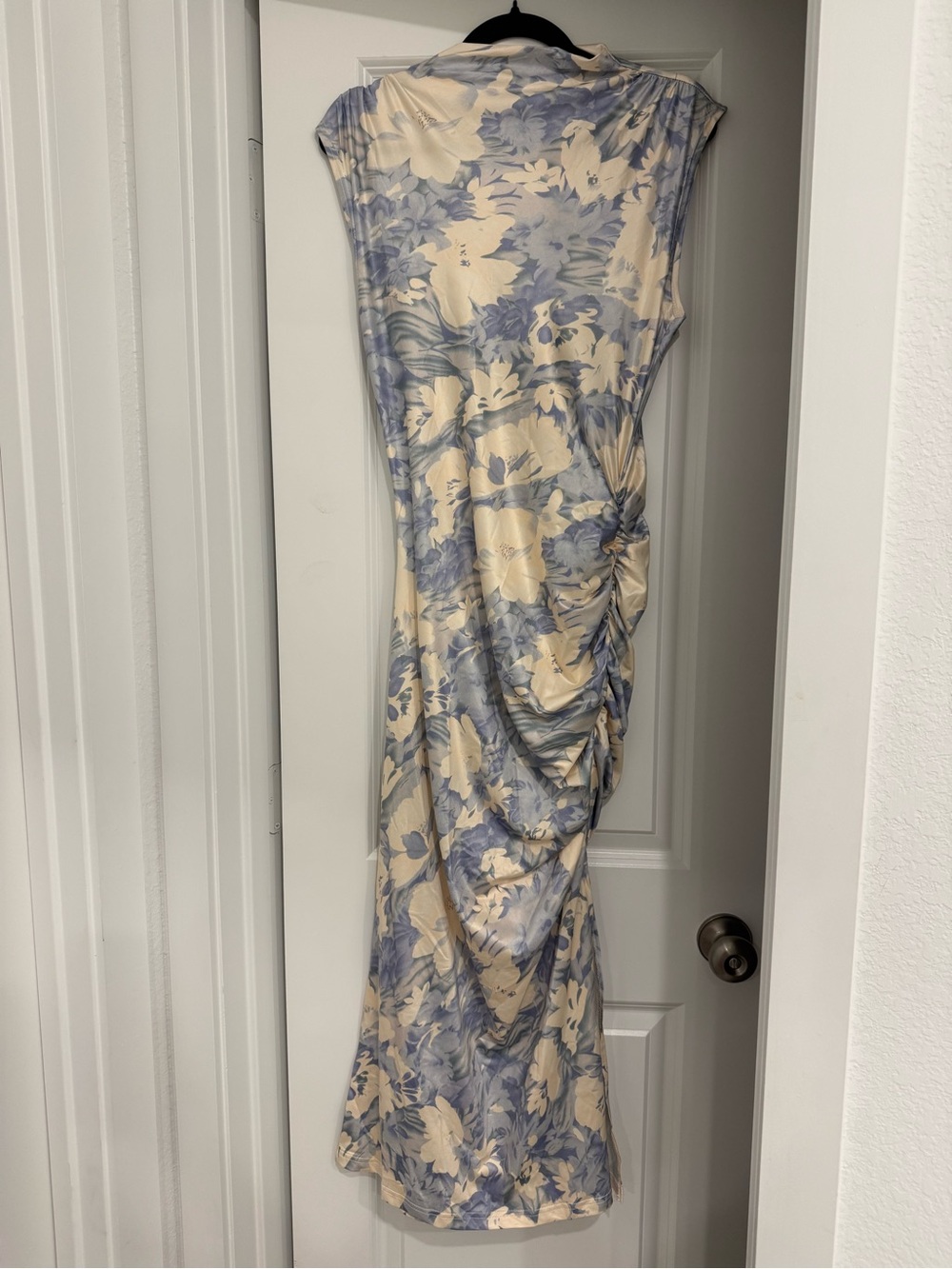 SHEIN Cream and Light Blue Floral Ruched Maxi Dress